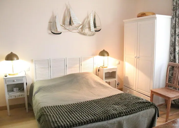 Les De Catherine Merville-Franceville-Plage